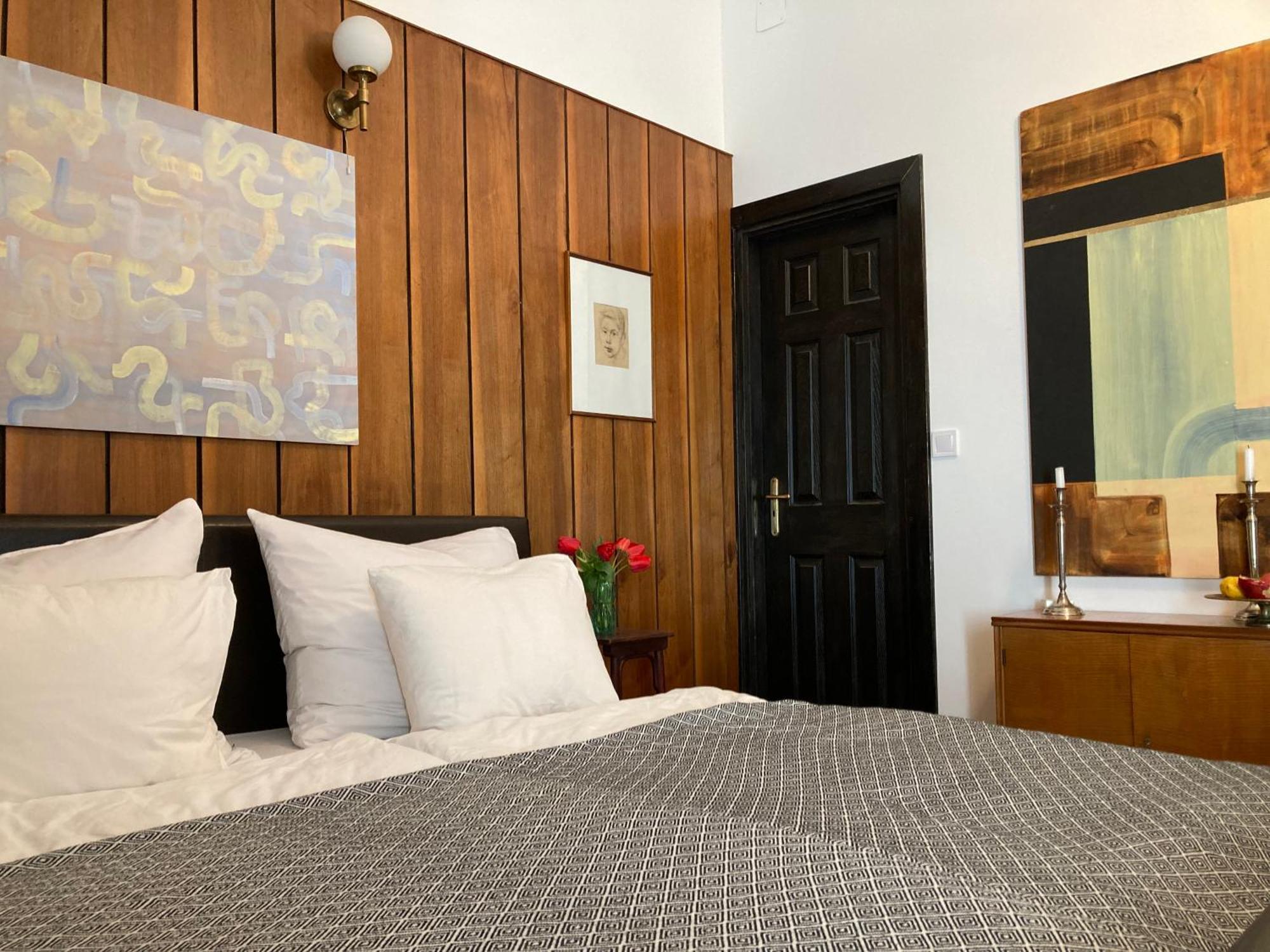 Medusa House Apartment เอสแตร์กอม ภายนอก รูปภาพ
